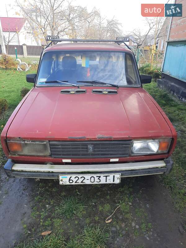 Седан ВАЗ / Lada 2105 1993 в Горохове