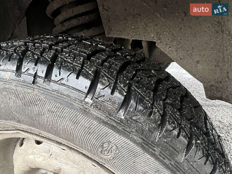 Седан ВАЗ / Lada 2105 1984 в Козельщине