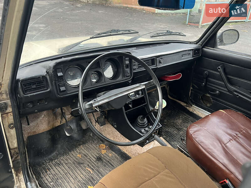 Седан ВАЗ / Lada 2105 1984 в Козельщине