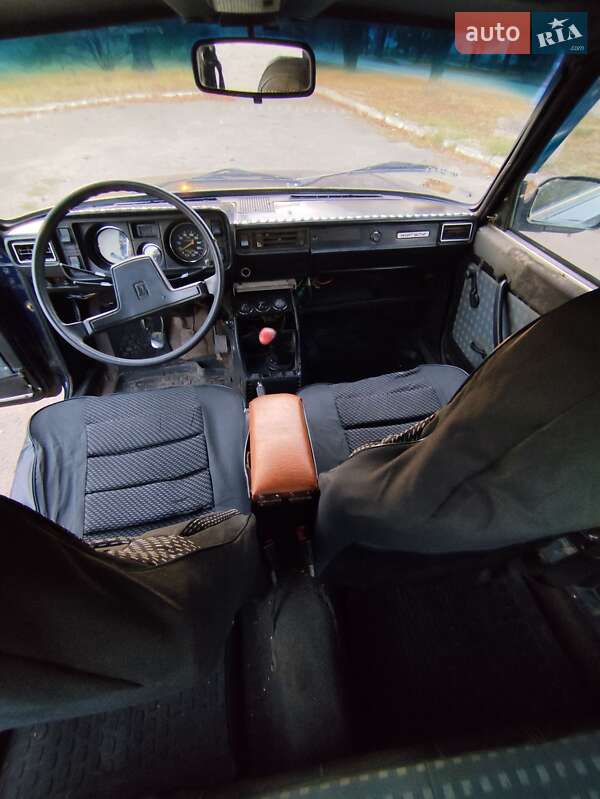 Седан ВАЗ / Lada 2105 1992 в Софиевке