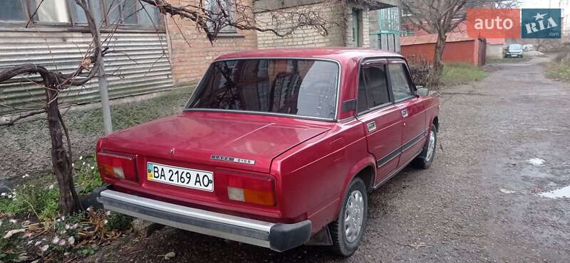 Седан ВАЗ / Lada 2105 1990 в Новоукраинке