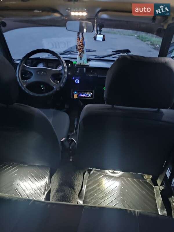 Седан ВАЗ / Lada 2105 1992 в Полтаве