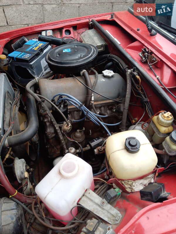 Седан ВАЗ / Lada 2105 1992 в Покрове фото 7 Седан ВАЗ / Lada 2105 1992 в Покрове