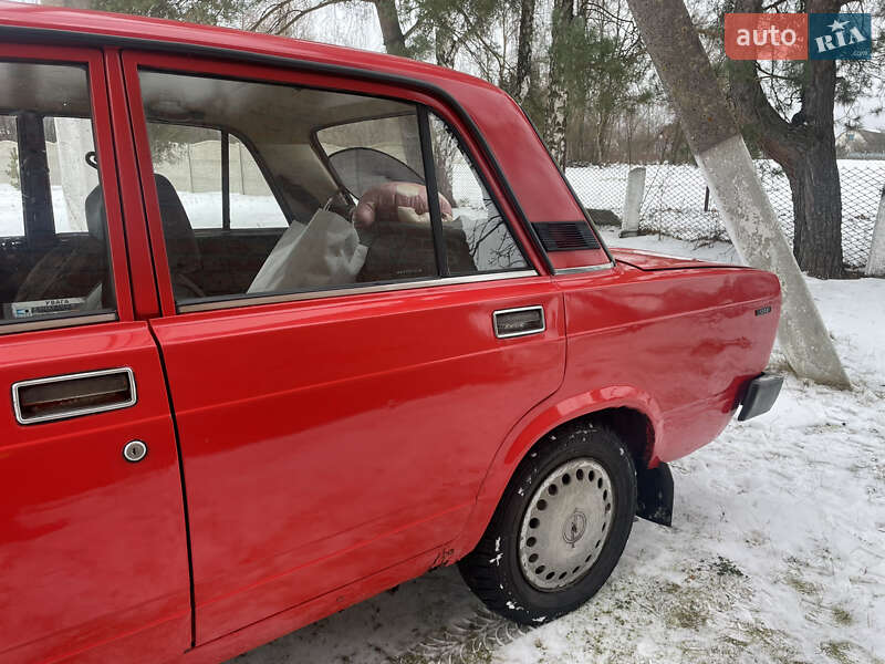 Седан ВАЗ / Lada 2105 1989 в Ровно фото 25 Седан ВАЗ / Lada 2105 1989 в Ровно