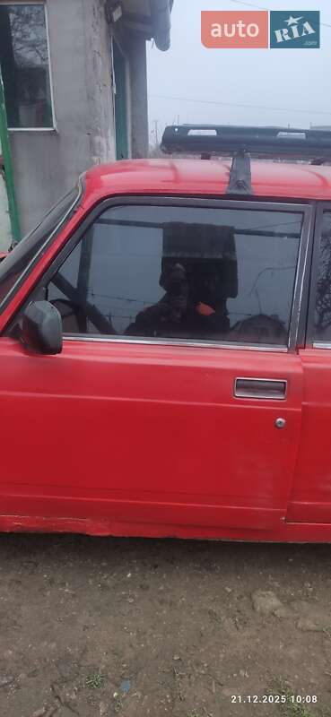 Седан ВАЗ / Lada 2105 1993 в Одесі фото 3 Седан ВАЗ / Lada 2105 1993 в Одесі
