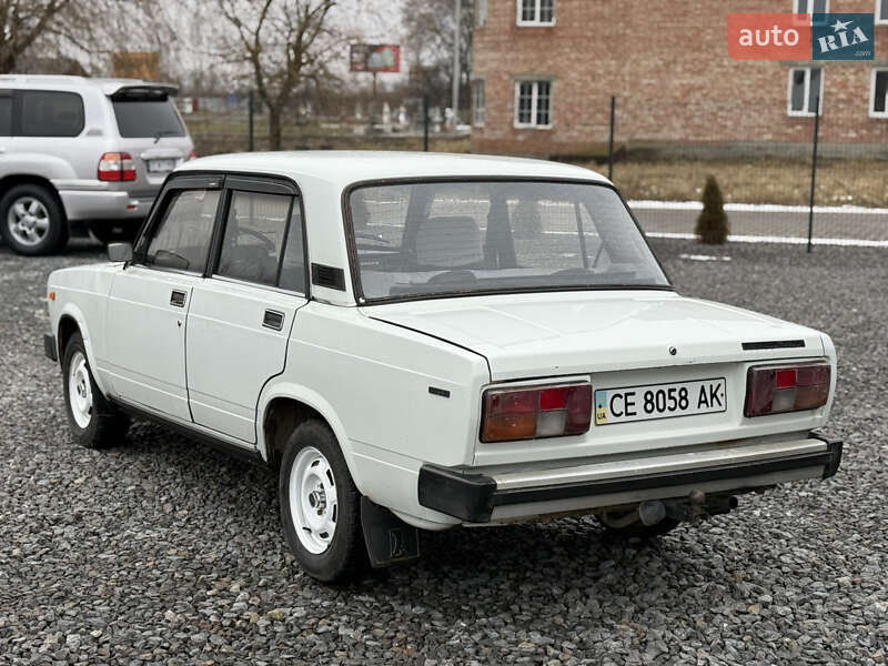 Седан ВАЗ / Lada 2105 1996 в Чернівцях фото 10 Седан ВАЗ / Lada 2105 1996 в Чернівцях