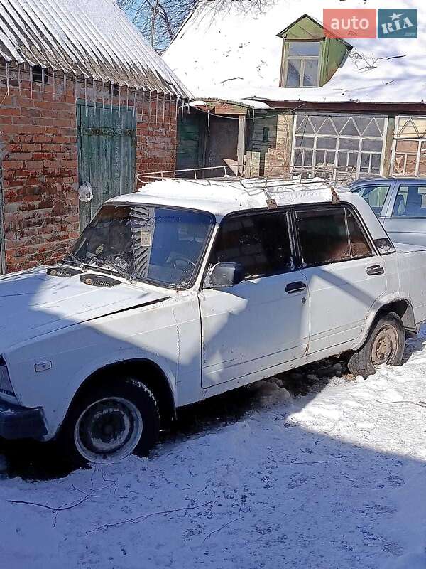 Седан ВАЗ / Lada 2105 1983 в Мерефа фото 22 Седан ВАЗ / Lada 2105 1983 в Мерефа