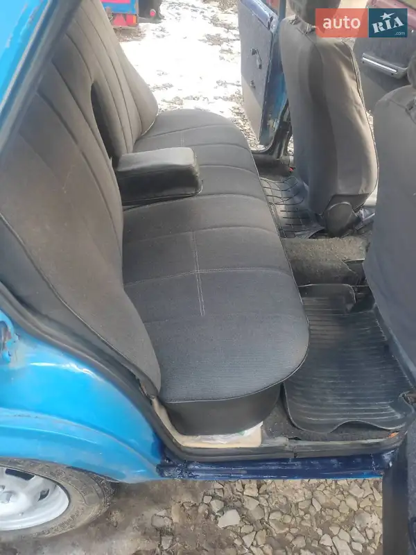ВАЗ / Lada 2105 1989 VIN XTA210500K1064305 фото оголошення 13 з 37