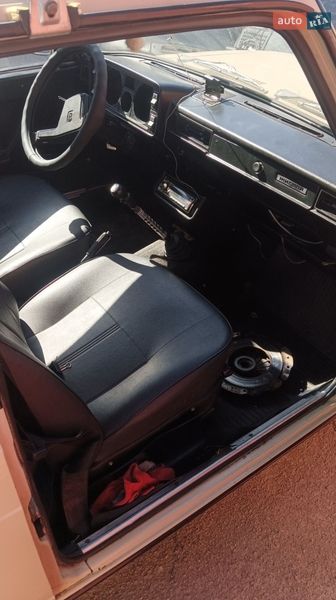 Седан ВАЗ / Lada 2105 1990 в Харькове