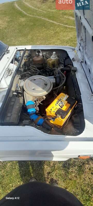 Седан ВАЗ / Lada 2105 1985 в Чернівцях