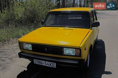 Седан ВАЗ 2105 1983 в Киеве