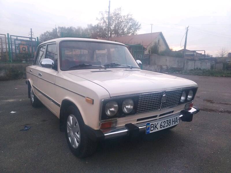 Седан ВАЗ / Lada 2106 1988 в Рівному