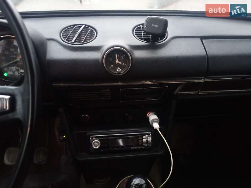 Седан ВАЗ / Lada 2106 1984 в Днепре