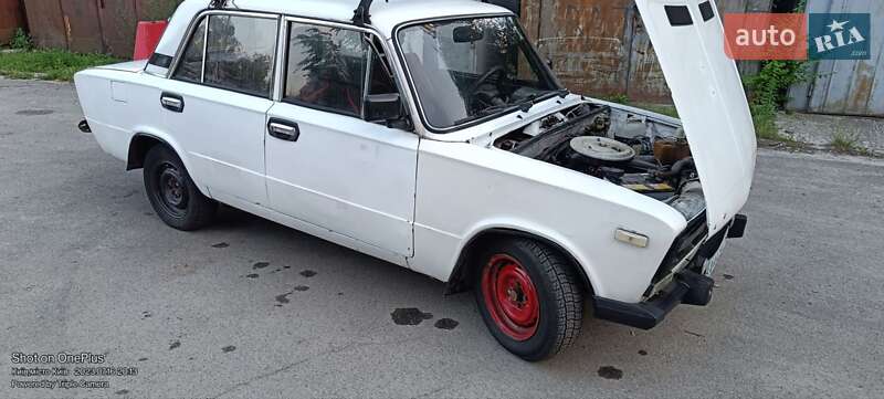 Седан ВАЗ / Lada 2106 1990 в Киеве