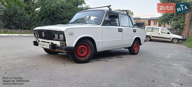 Седан ВАЗ / Lada 2106 1990 в Киеве