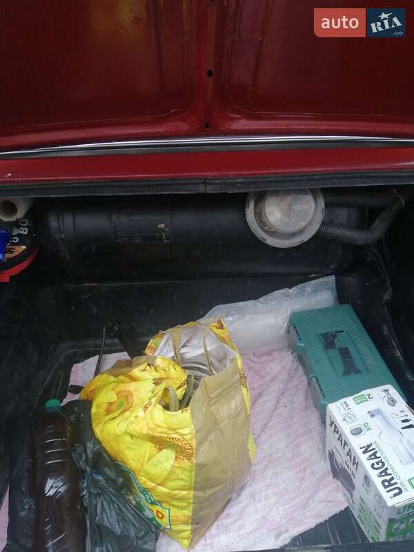 Седан ВАЗ / Lada 2106 1984 в Вышгороде