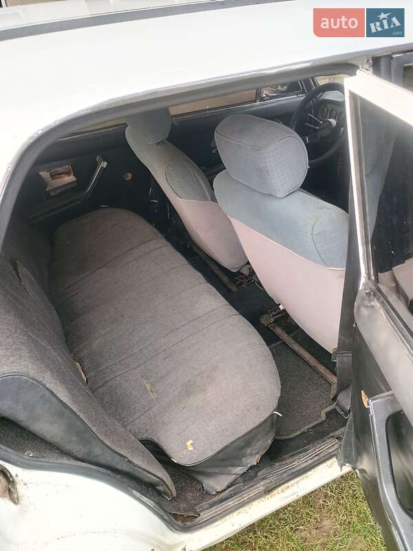 Седан ВАЗ / Lada 2106 1989 в Калуші