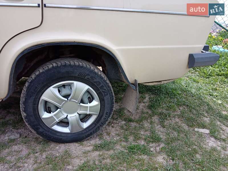 Седан ВАЗ / Lada 2106 1990 в Старом Самборе