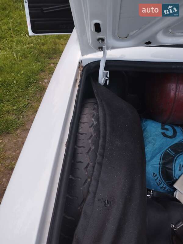 Седан ВАЗ / Lada 2106 1994 в Долине