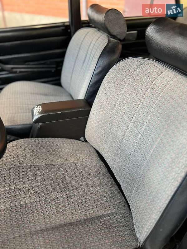 Седан ВАЗ / Lada 2106 2001 в Николаеве