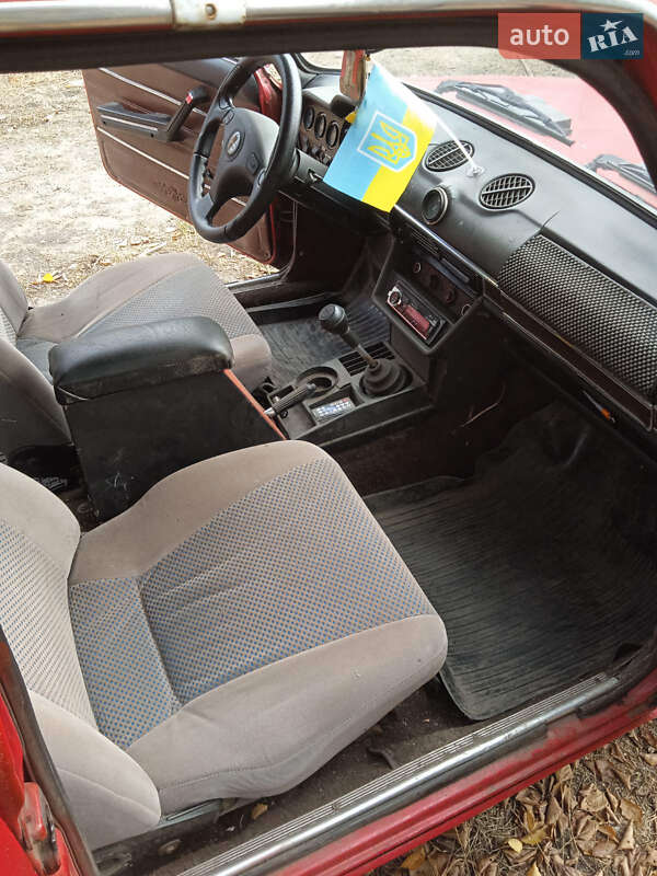 Седан ВАЗ / Lada 2106 1984 в Славянске