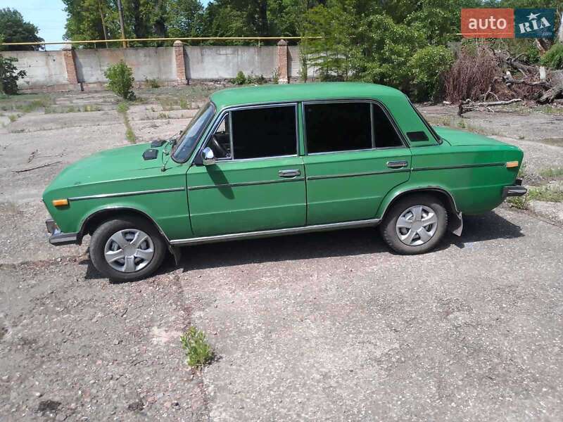 Седан ВАЗ / Lada 2106 1977 в Апостоловому
