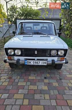 Седан ВАЗ 2106 1988 в Корце