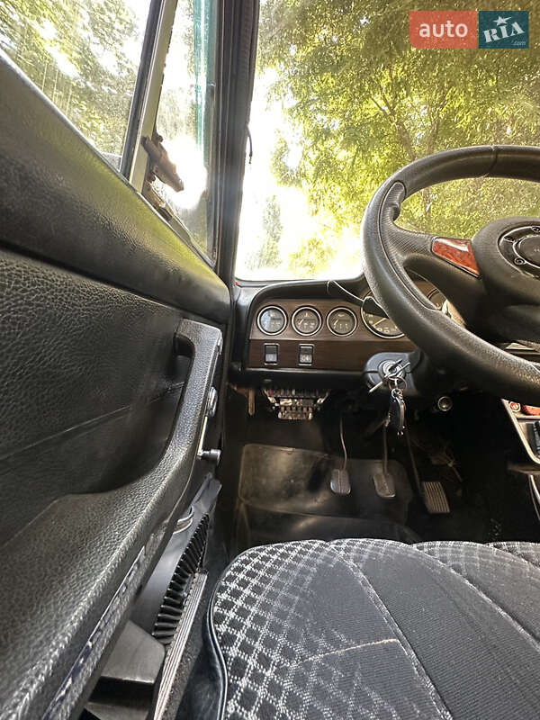 Седан ВАЗ / Lada 2106 1986 в Кривом Роге
