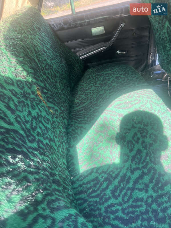 Седан ВАЗ / Lada 2106 1983 в Кривом Роге