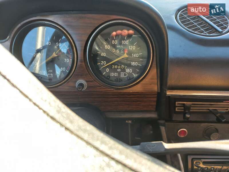 Седан ВАЗ / Lada 2106 1983 в Одессе