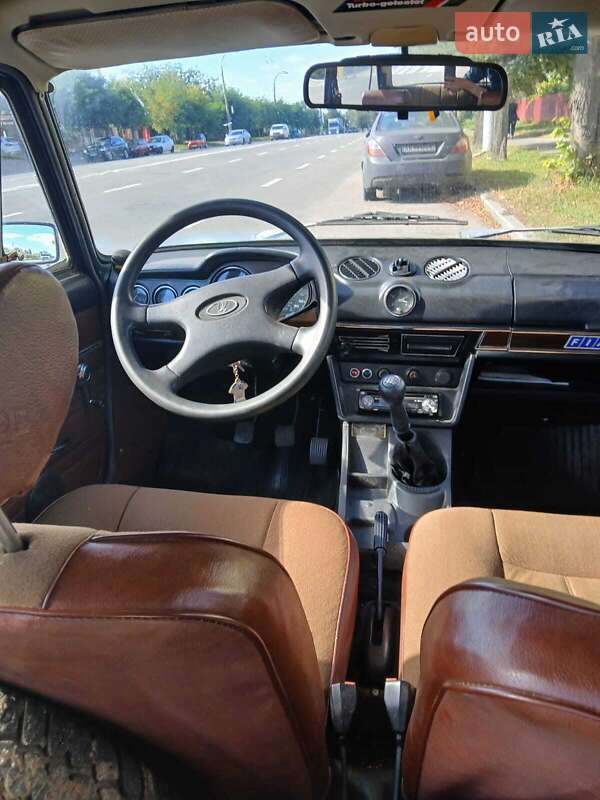 Седан ВАЗ / Lada 2106 1985 в Киеве