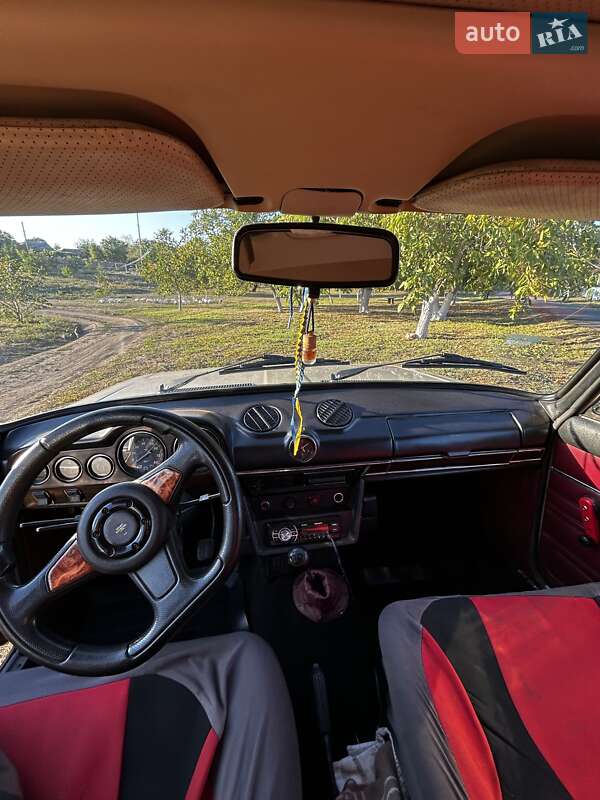 Седан ВАЗ / Lada 2106 1990 в Первомайську