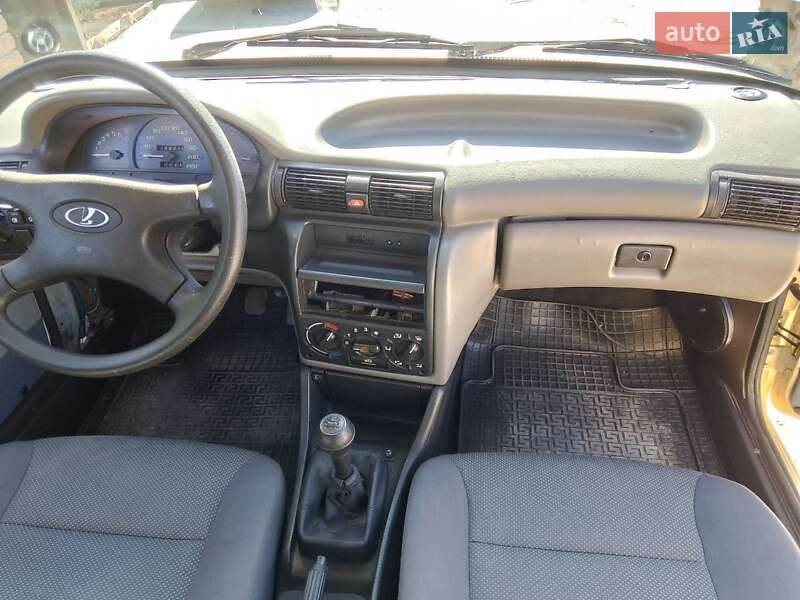 Седан ВАЗ / Lada 2106 1990 в Южноукраинске фото 3 Седан ВАЗ / Lada 2106 1990 в Южноукраинске