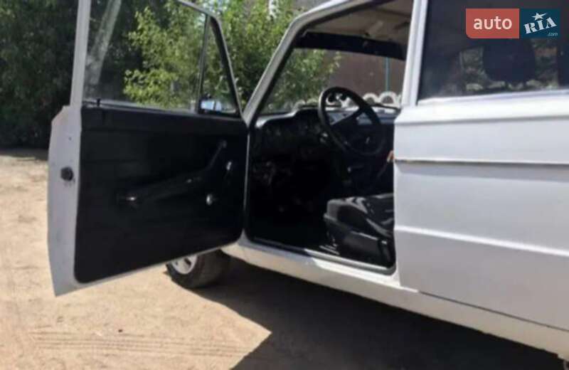 Седан ВАЗ / Lada 2106 1998 в Николаеве