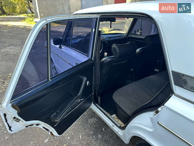 Седан ВАЗ / Lada 2106 1988 в Николаеве