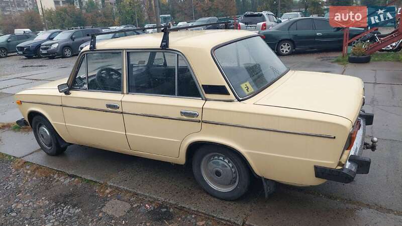 Седан ВАЗ / Lada 2106 1988 в Киеве