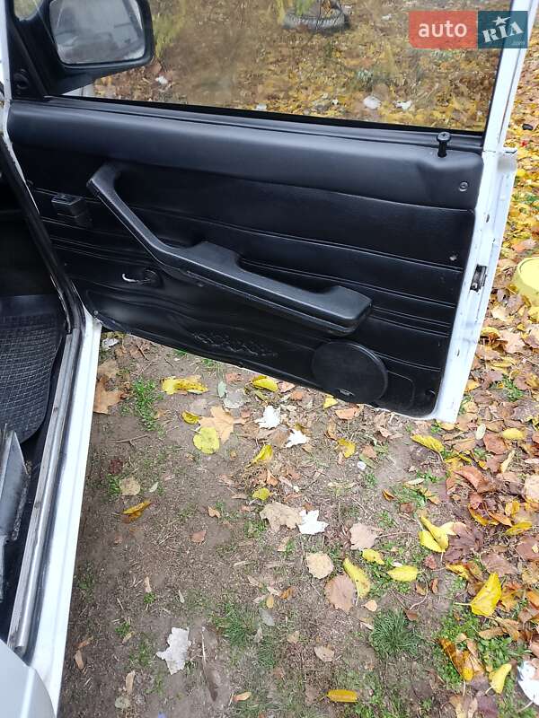 Седан ВАЗ / Lada 2106 2001 в Днепре