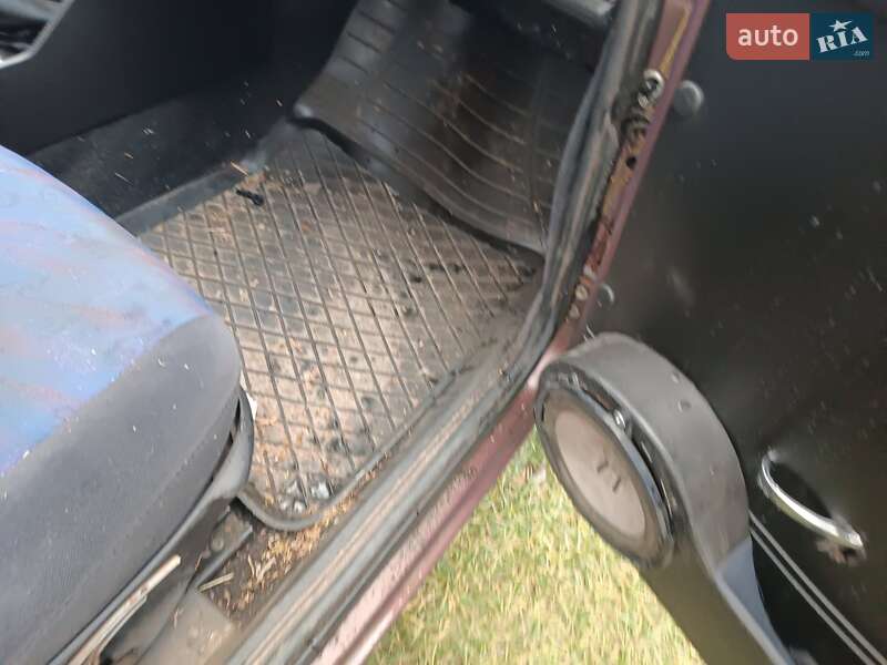 Седан ВАЗ / Lada 2106 1982 в Любомлі