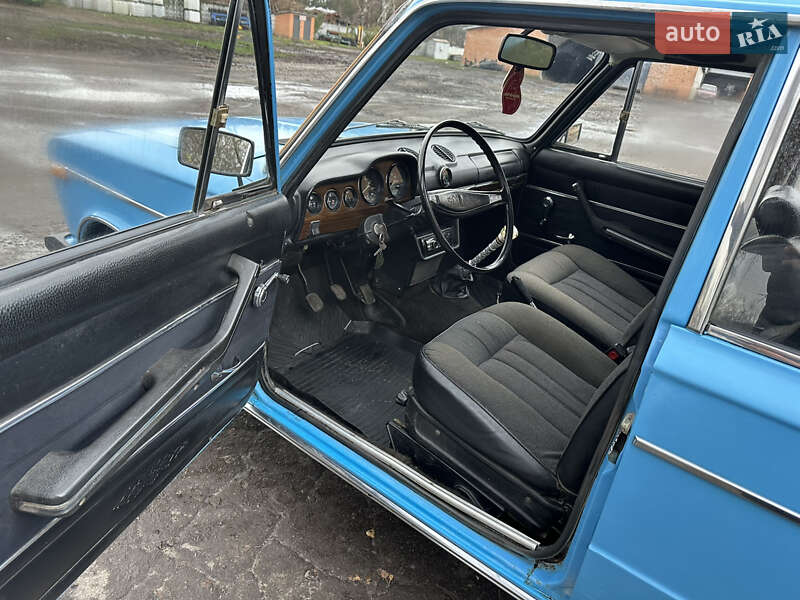 Седан ВАЗ / Lada 2106 1982 в Ромнах