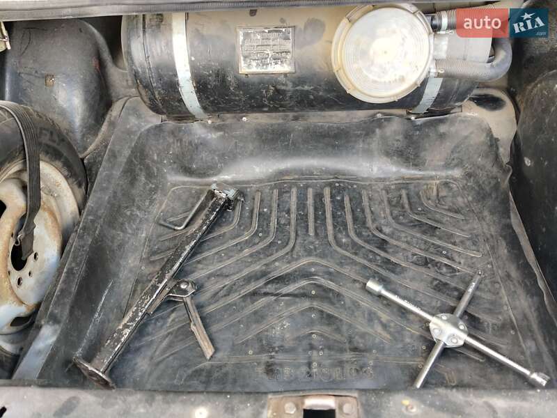 Седан ВАЗ / Lada 2106 1993 в Запорожье