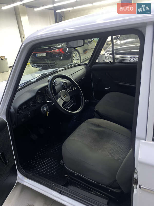 Седан ВАЗ / Lada 2106 1988 в Днепре