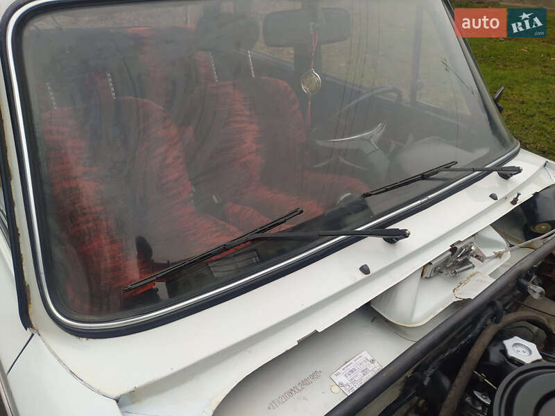 Седан ВАЗ / Lada 2106 1990 в Ровно