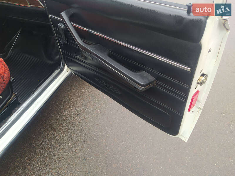 Седан ВАЗ / Lada 2106 1990 в Ровно