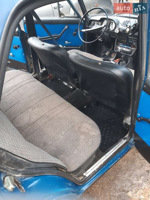 Седан ВАЗ / Lada 2106 2001 в Кельменцах