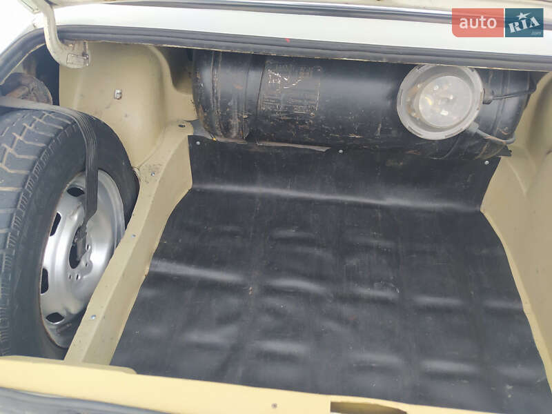 Седан ВАЗ / Lada 2106 1990 в Ровно фото 21 Седан ВАЗ / Lada 2106 1990 в Ровно