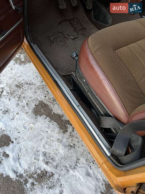 Седан ВАЗ / Lada 2106 1983 в Ровно фото 11 Седан ВАЗ / Lada 2106 1983 в Ровно