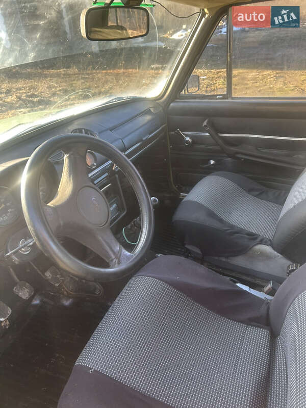 Седан ВАЗ / Lada 2106 1985 в Бориславе фото 8 Седан ВАЗ / Lada 2106 1985 в Бориславе