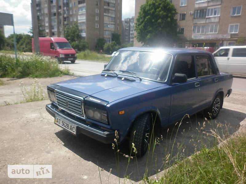 Седан ВАЗ 2107 2005 в 