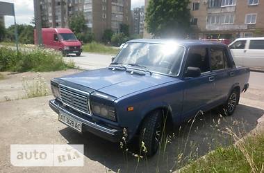 Седан ВАЗ 2107 2005 в 