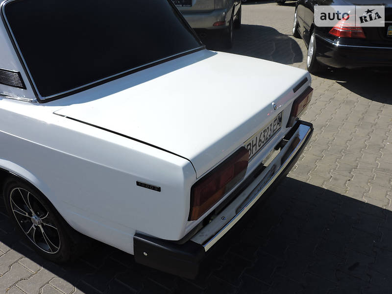 Седан ВАЗ / Lada 2107 2004 в Одессе